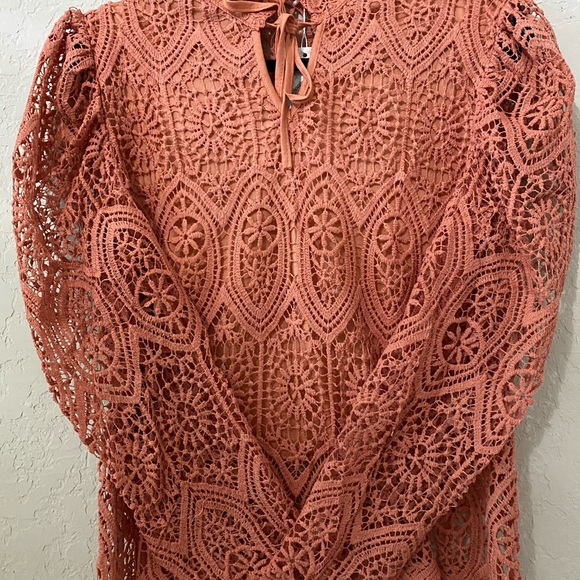 Top - Picture 2 of 2